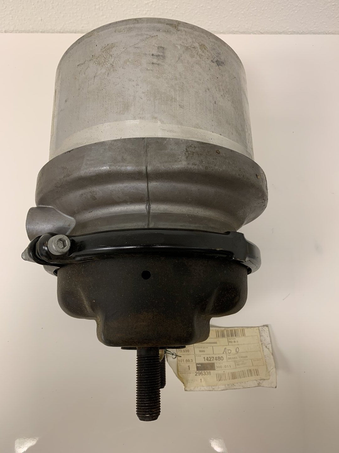 Spring brake cylinder