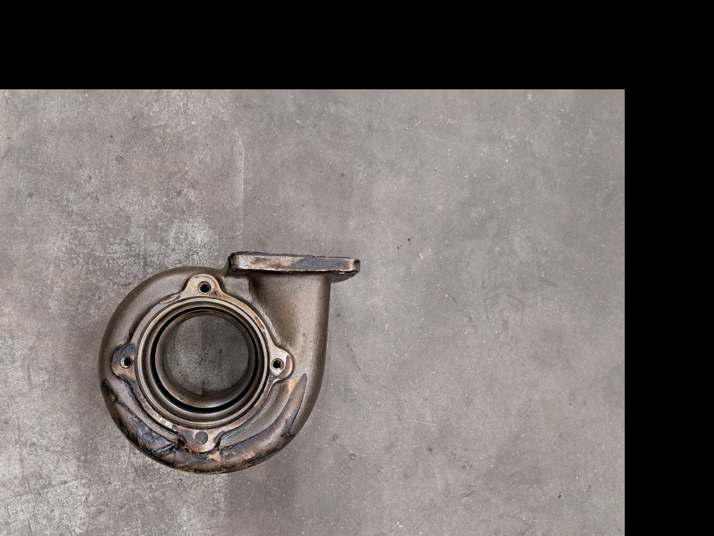 Turbine housing (Schwitzer, DSC9 02)
