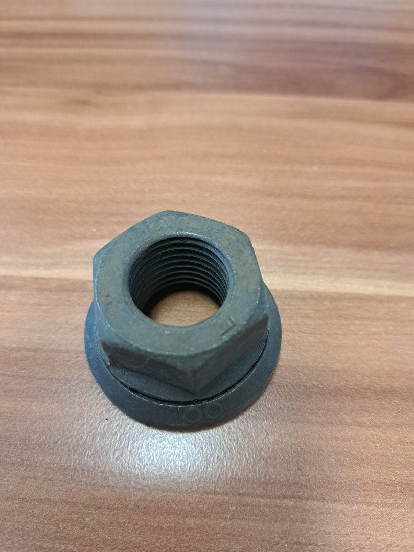 Wheel nut L