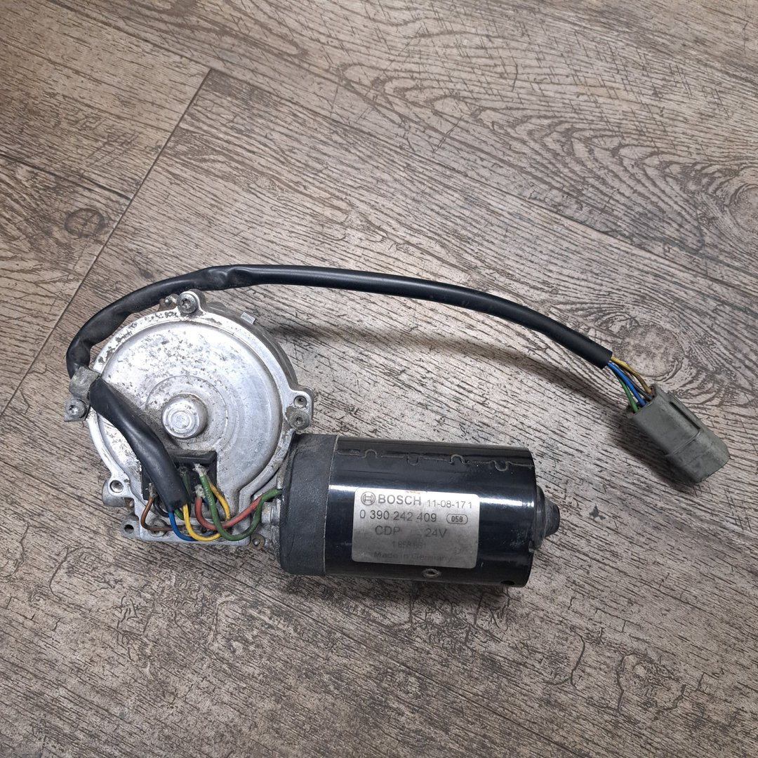 Windshield wiper motor 4 series used