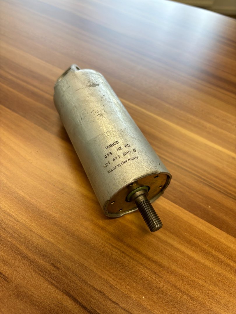 Bedieningscylinder Motorremklep 144