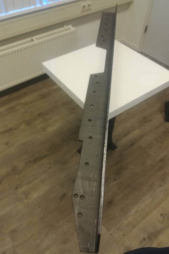 Fifth wheel support LH 6x2/4 F950