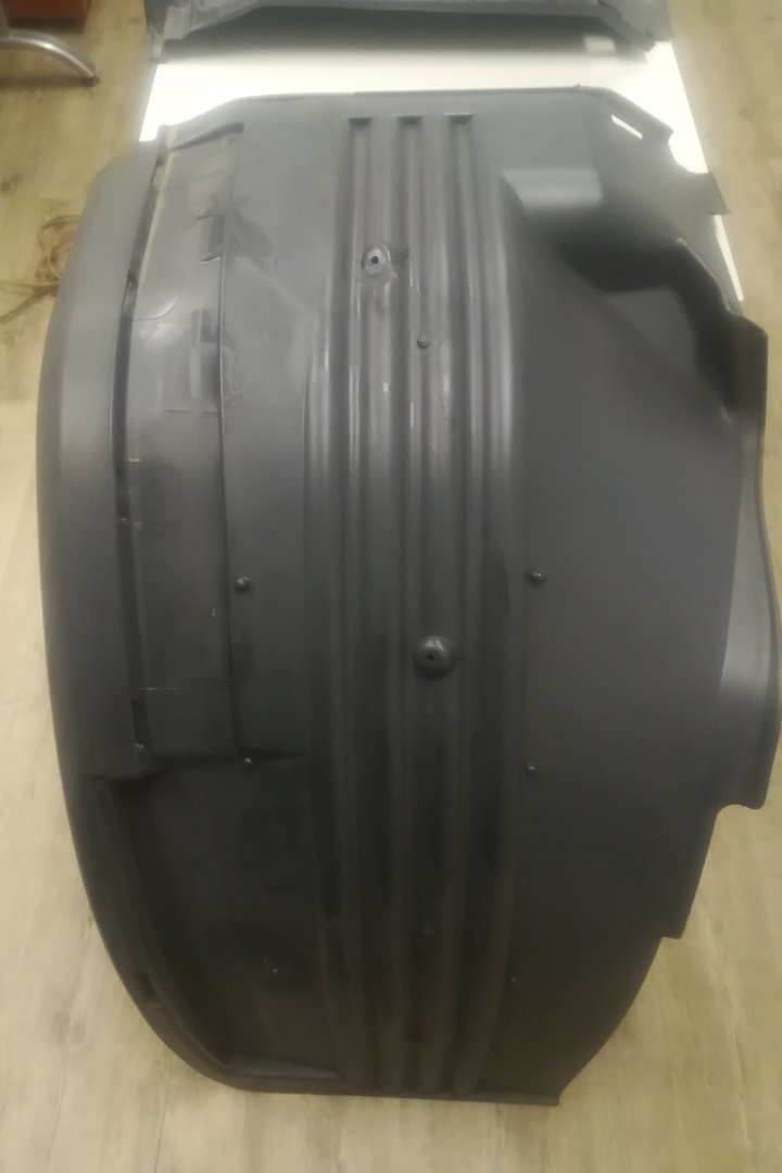 Mudguard, right