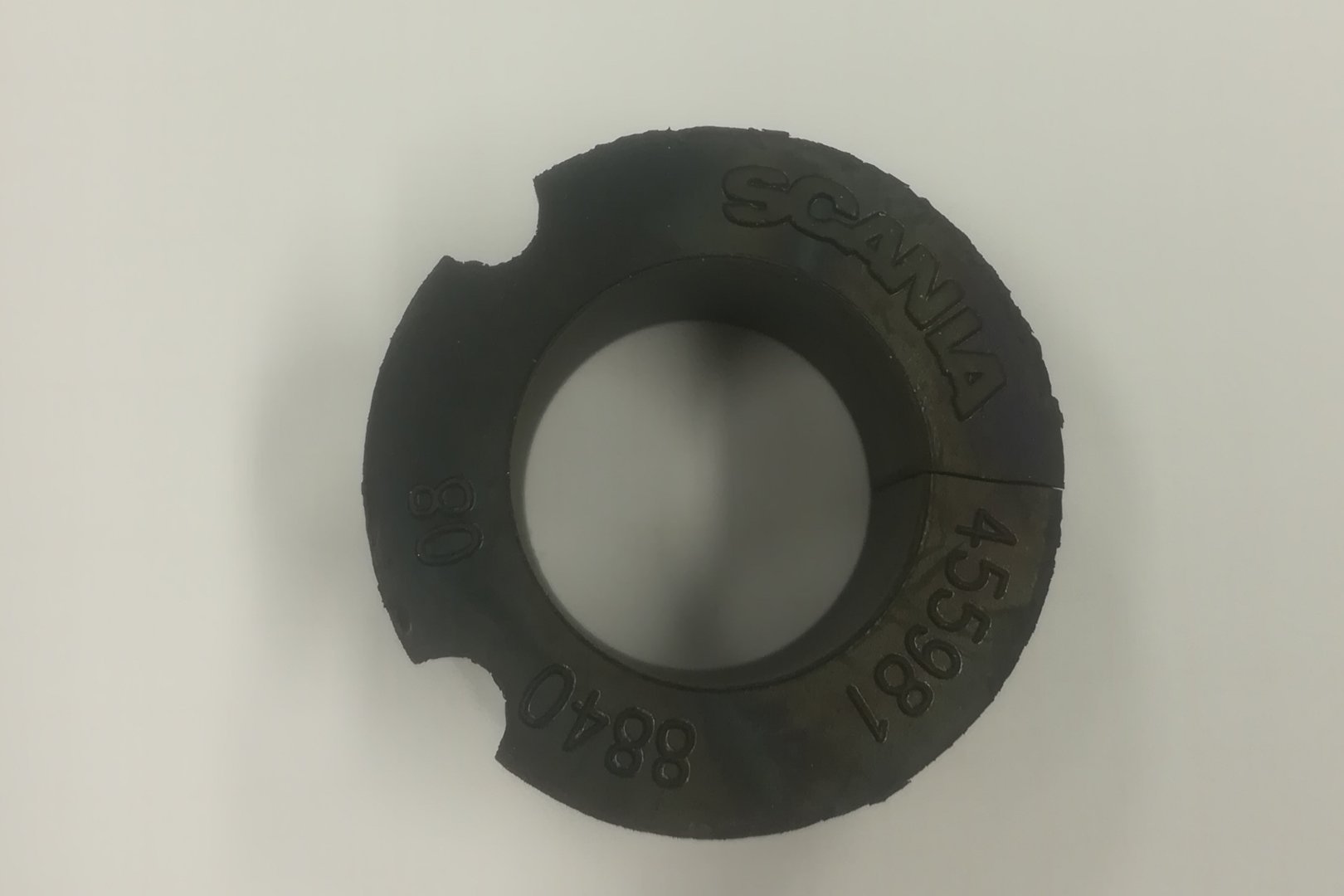 Grommet