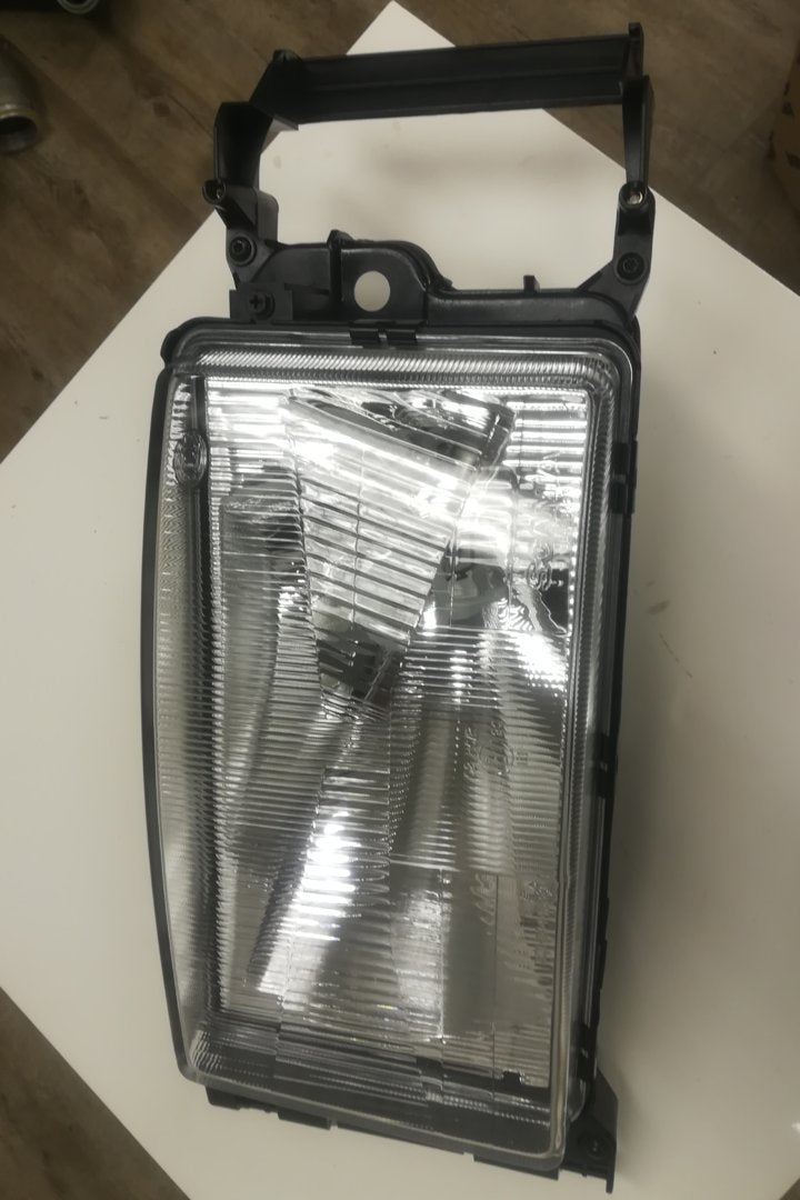 Koplamp Links
