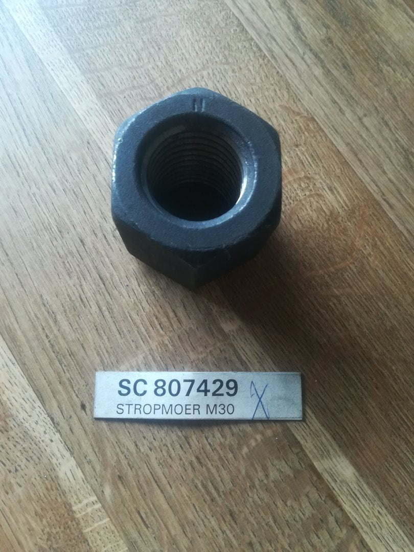Nut M30 spring clamp