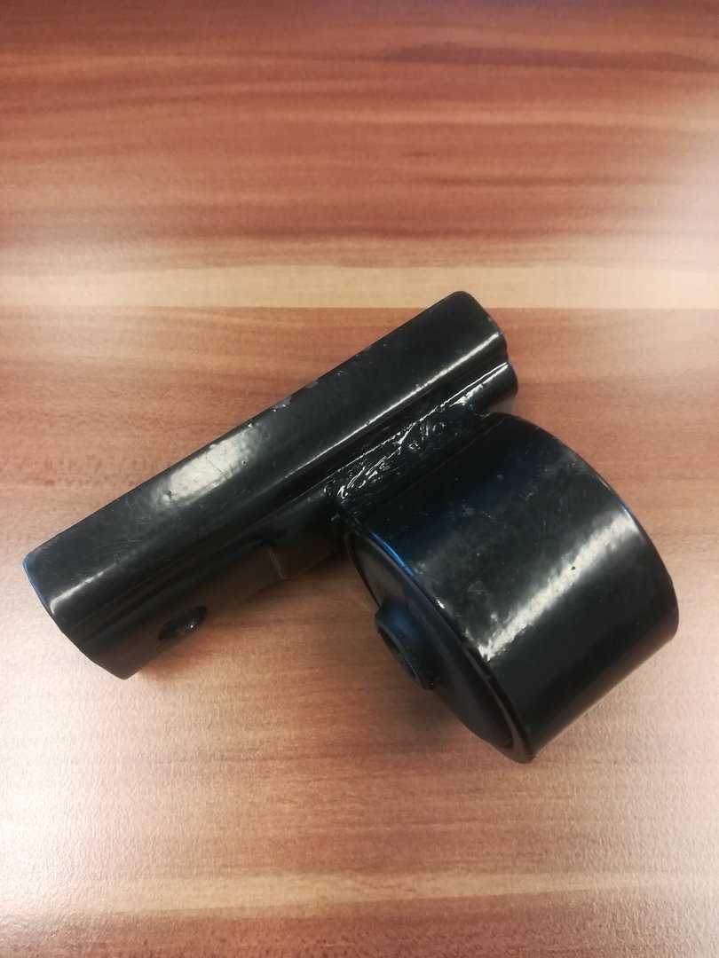Exhaust clamp bracket