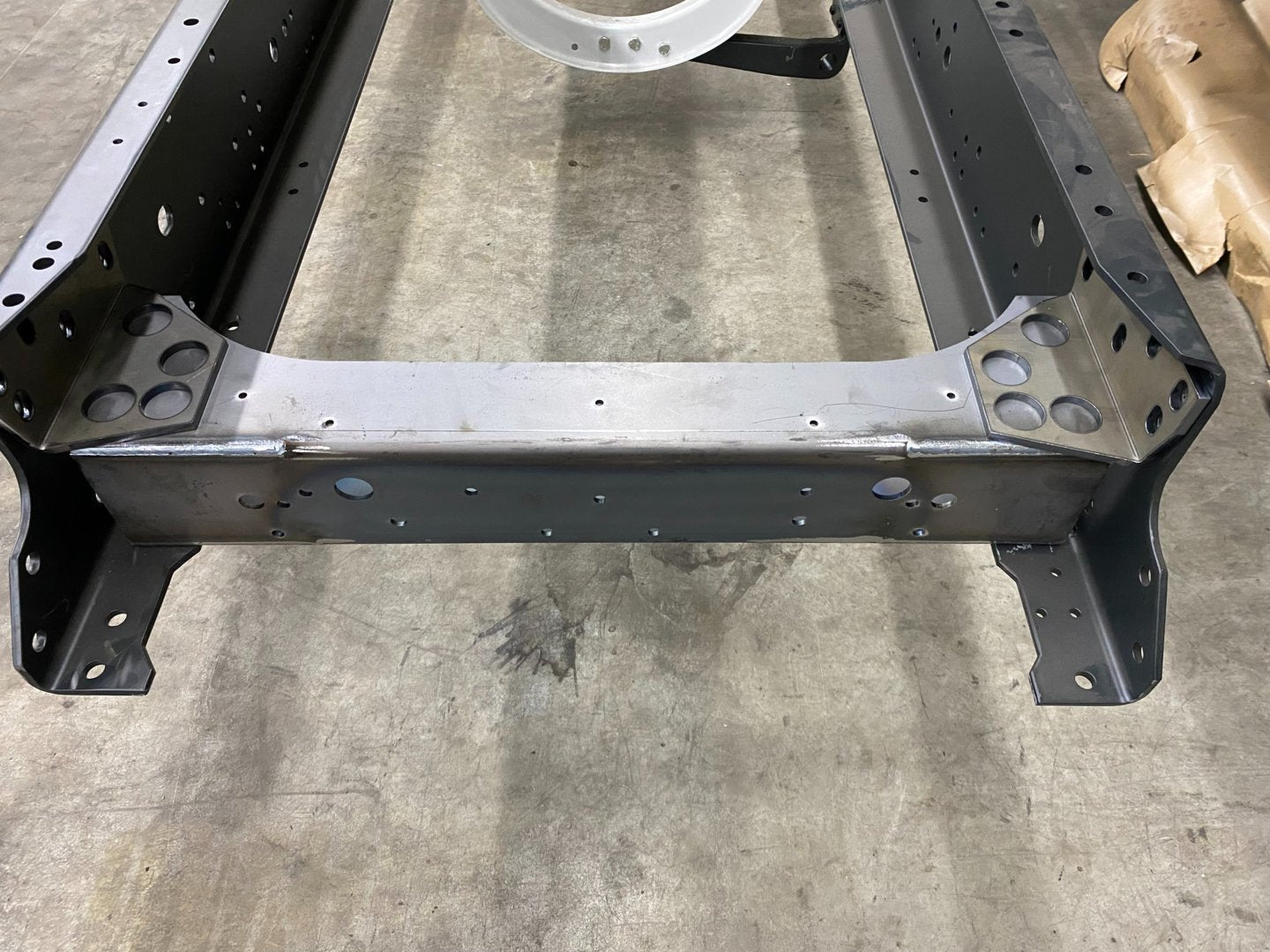 Crossbeam chassis front Streamline ( ML4x2B F800 )