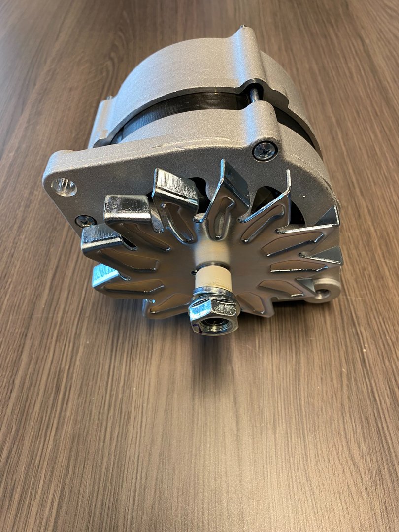 Dynamo ( N1 28V 10/55A )