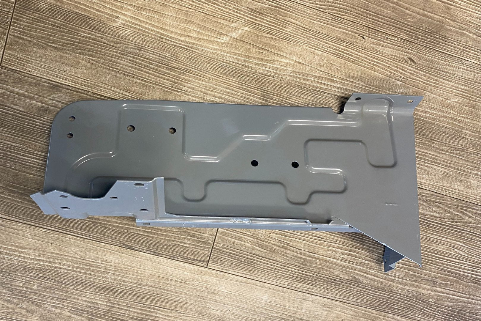 Battery box support