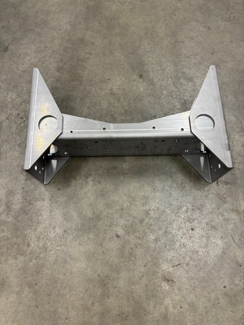 Cross beam (LA6x2NB F950 ad 3100-3500. 3900)