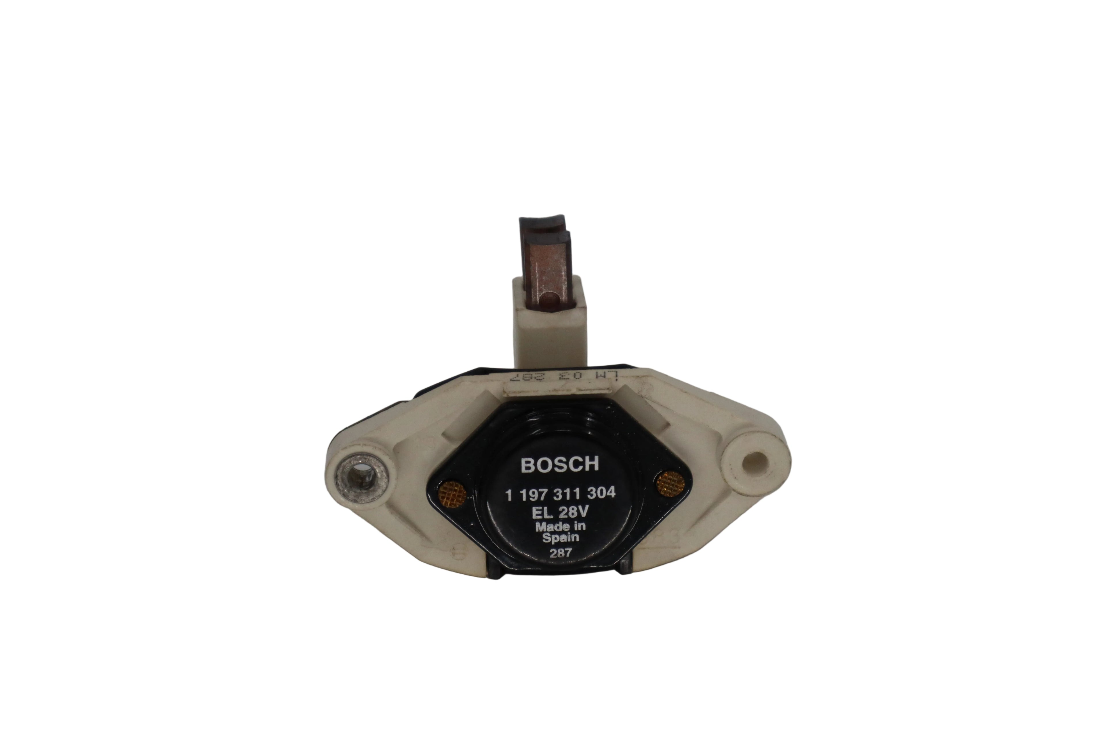 Dynamo regulator