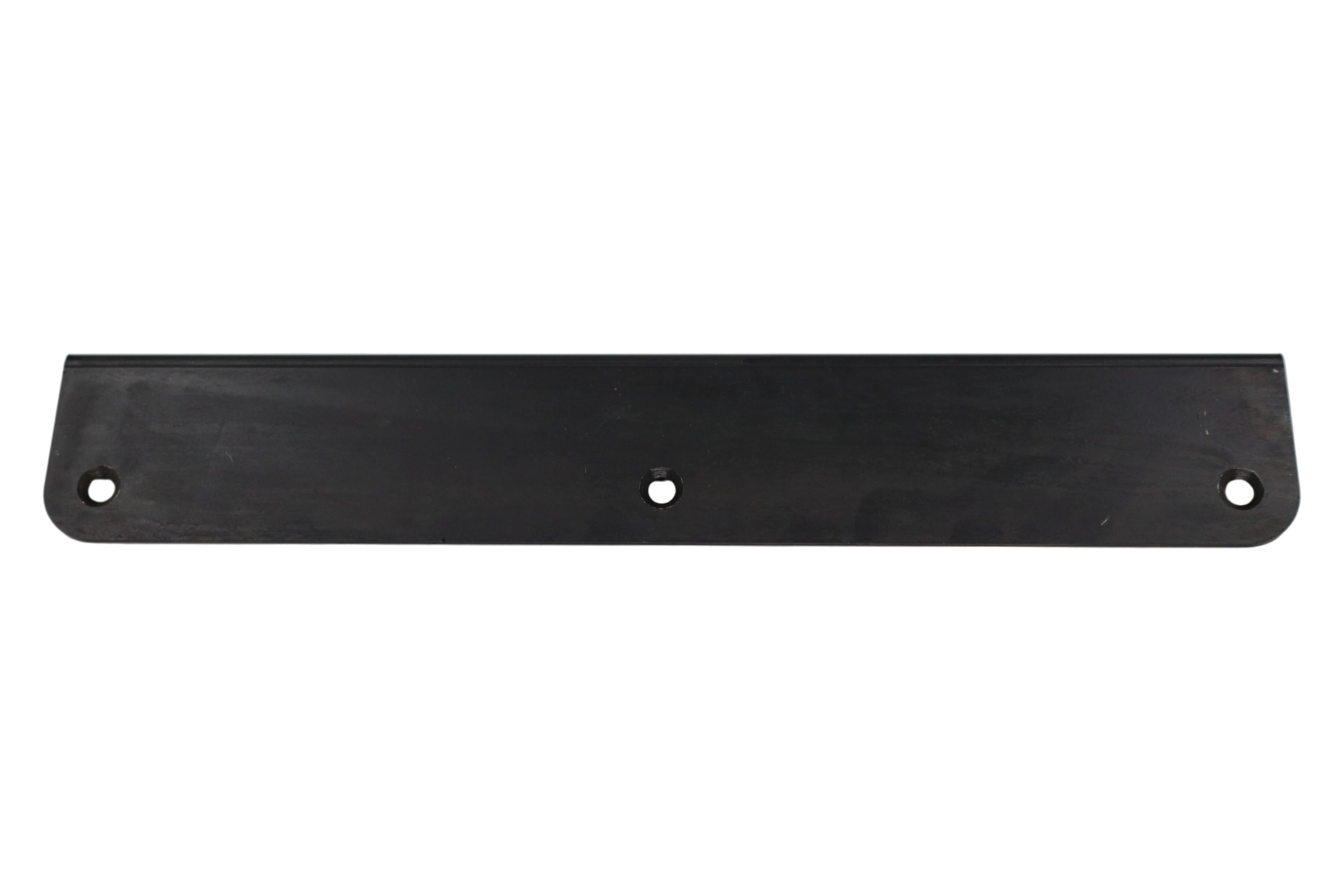 Battery box cover clamp