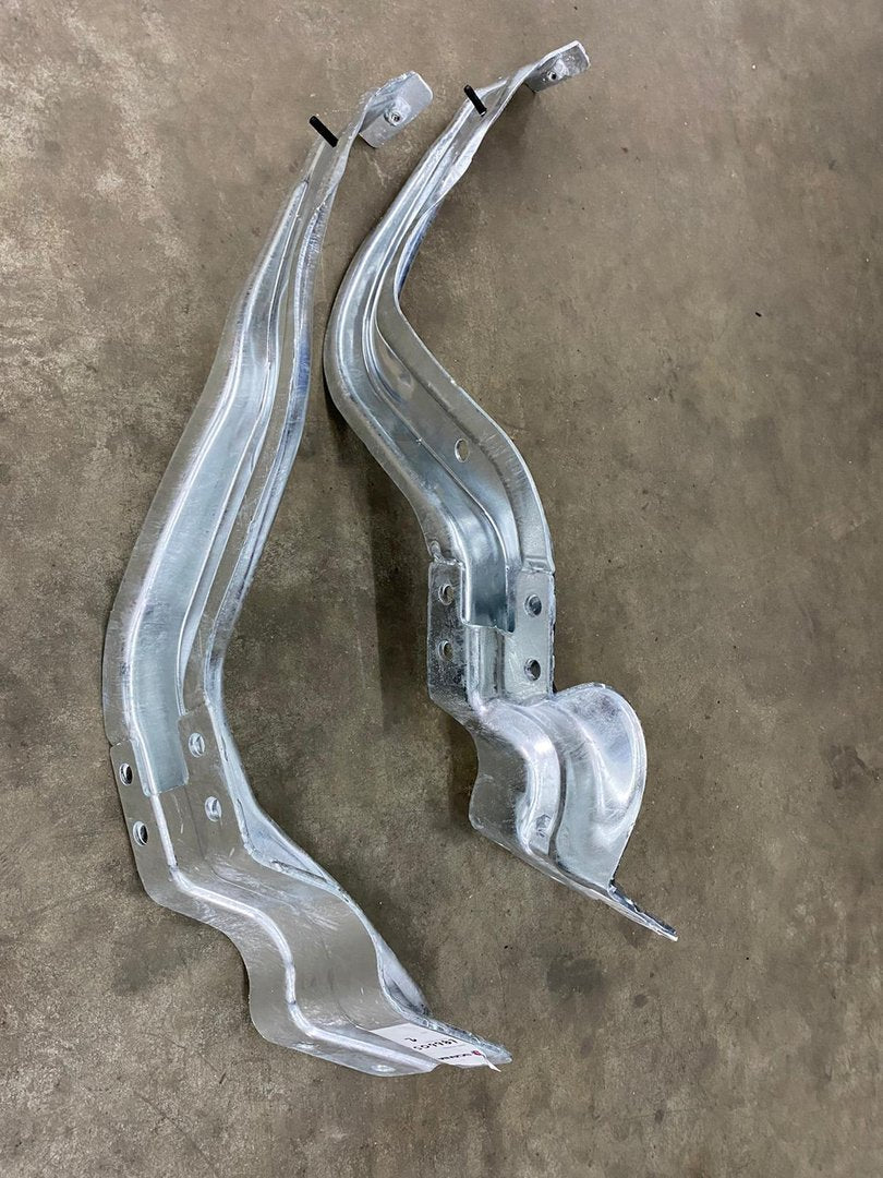 Mudguard support LH